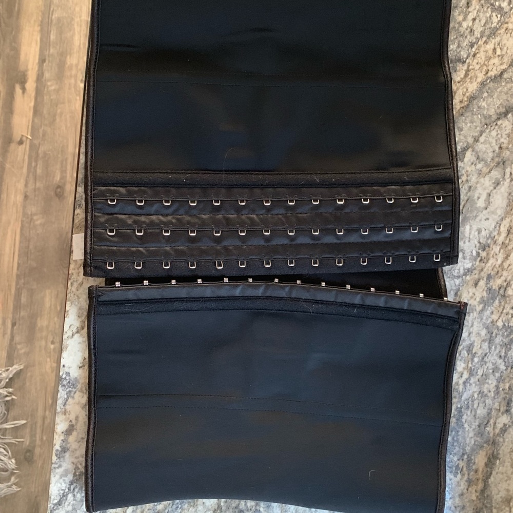Waist trainer